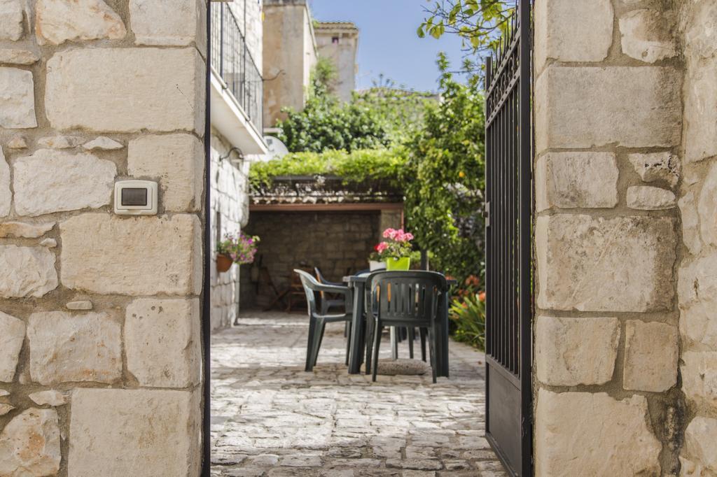 B&B Il Giardino Dei Mandarini Modica Exteriér fotografie